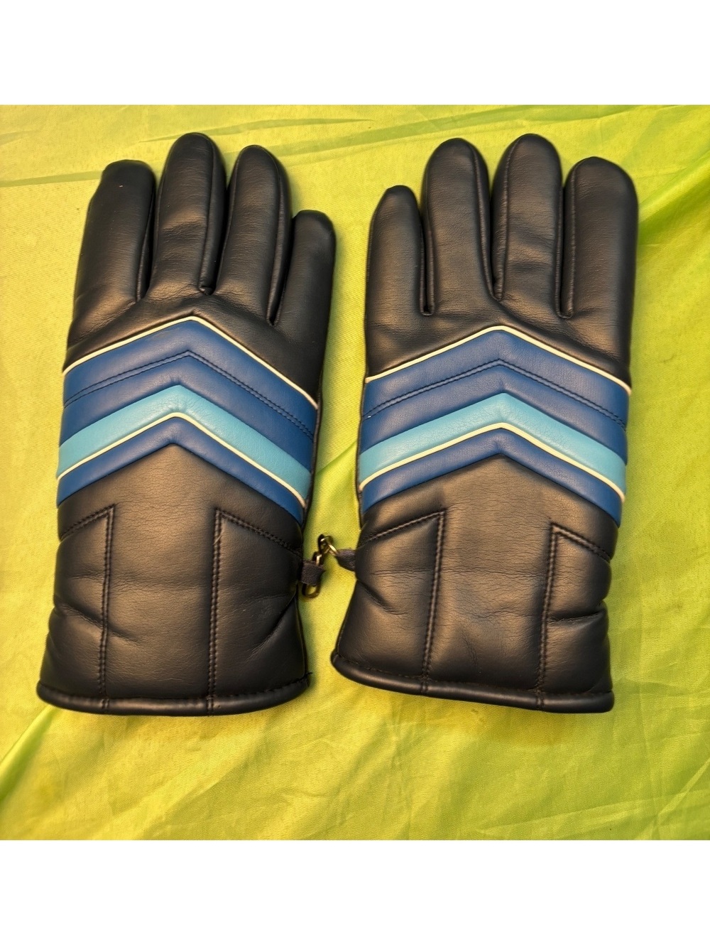 Men's Vintage Vinyl Gloves with Blue Chevron Design Size L
